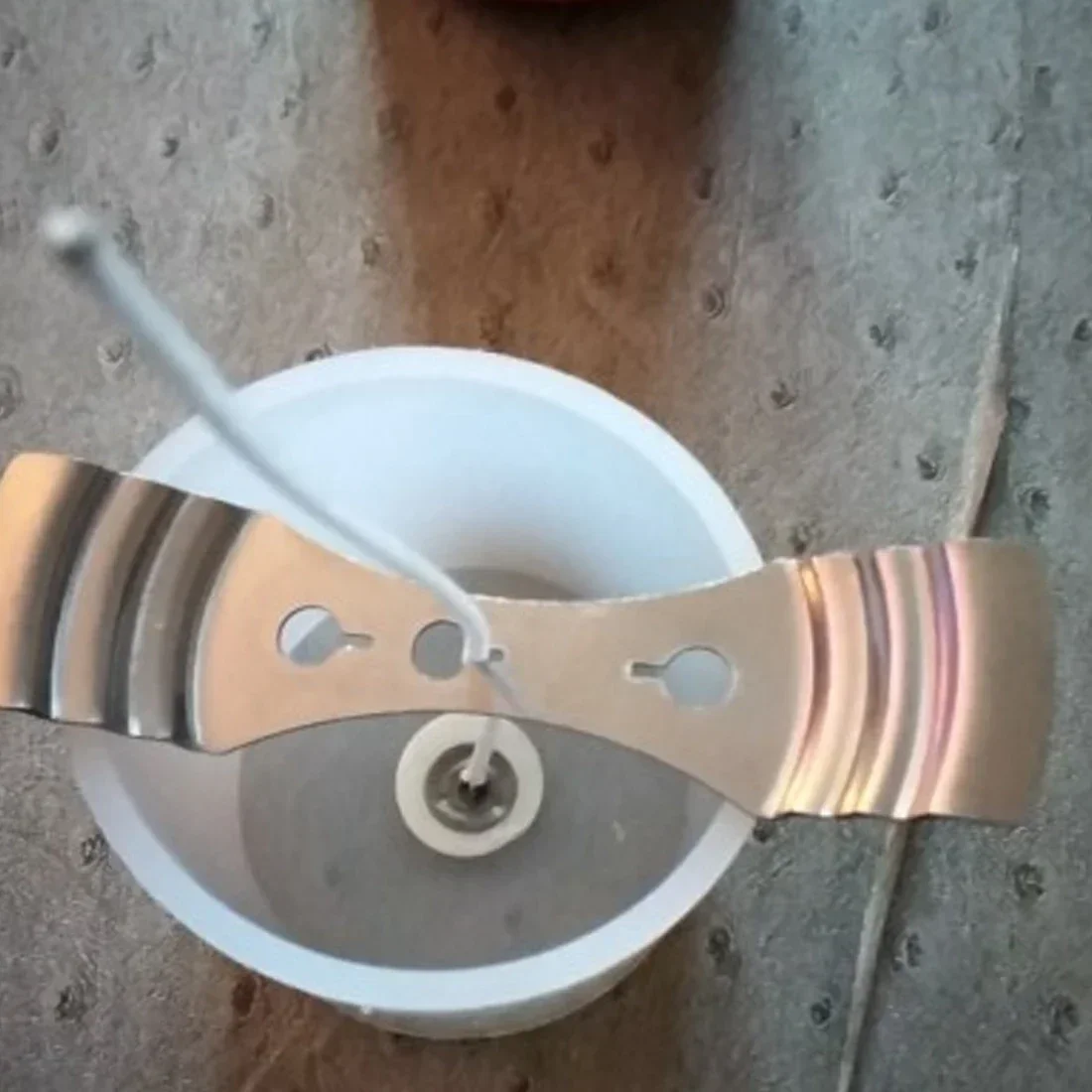 Forniture per la produzione di - Adhesive Dot Wick recensione e prezzo